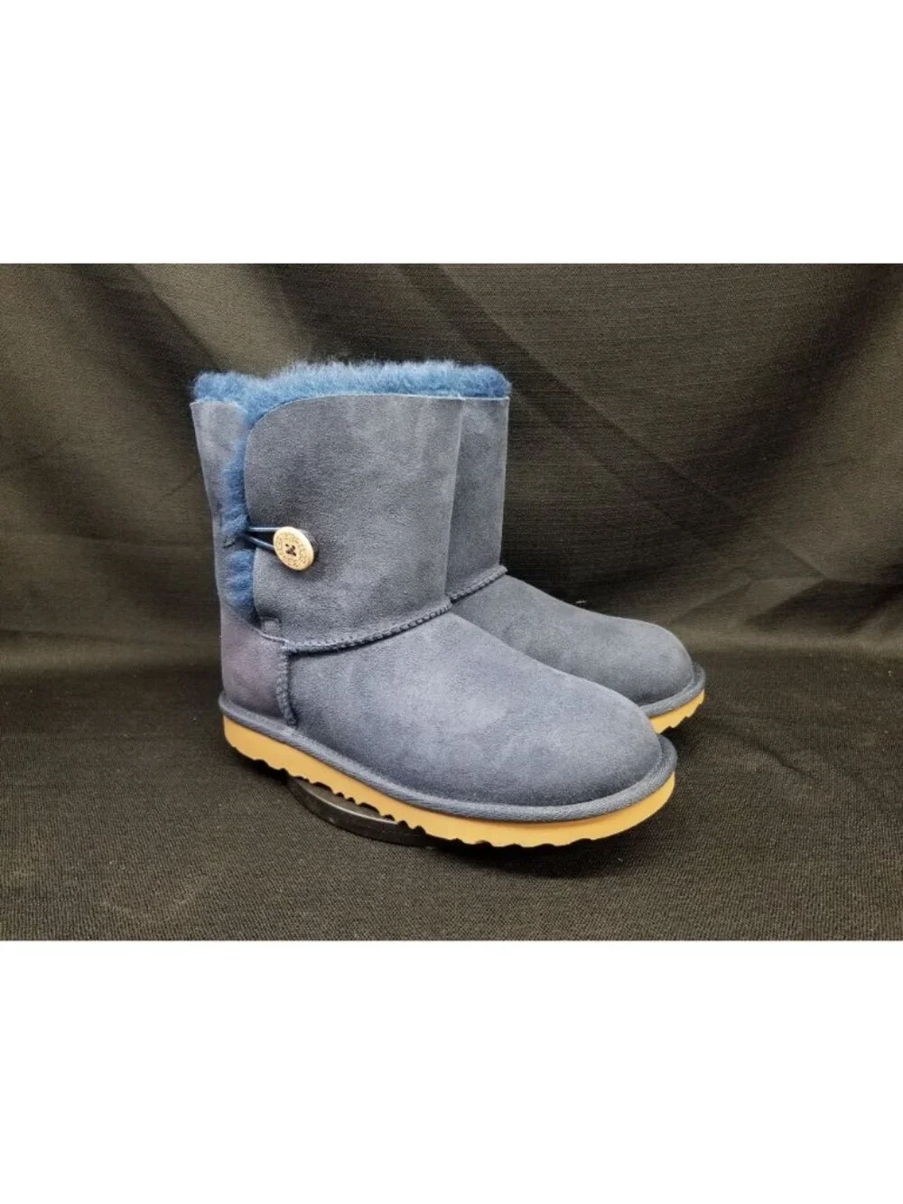 UGG Girls K Bailey Button II Water-Resistant Boots Navy Size 5 NEW IN BOX!